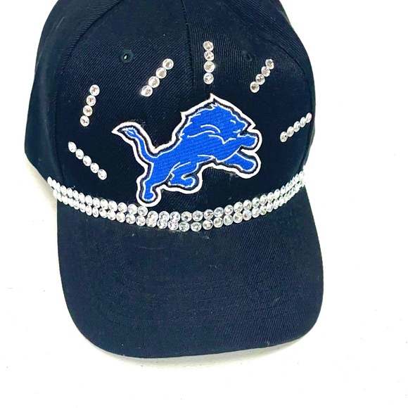 Detroit Lions Accessories - Detroit Lions celebration Black Cap with Blue Lions logo